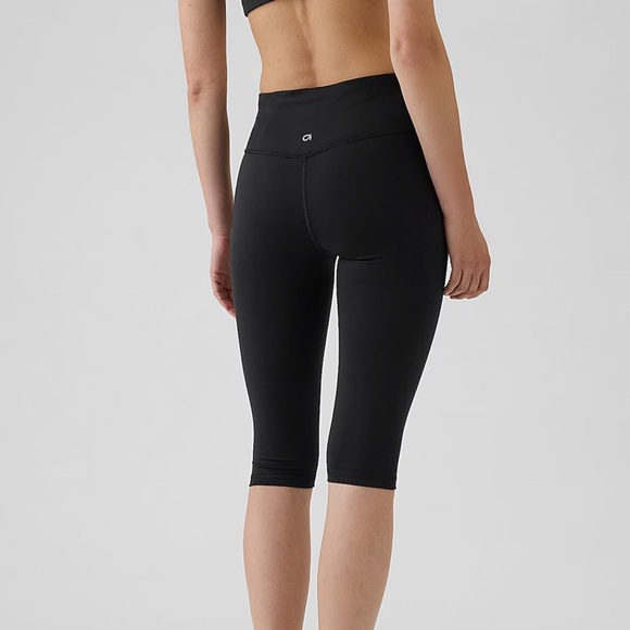 GAPFIT Black Ankle Cropped Leggings NWOT - Picture 1 of 6